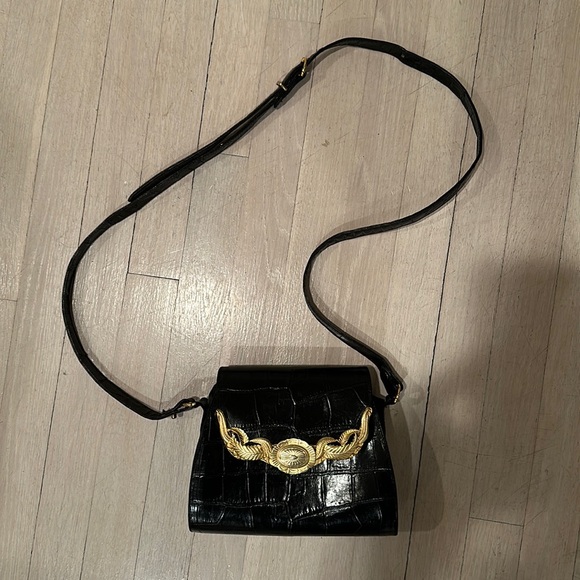 Ann Turk Handbags - Vintage Ann Turk Black and Gold Hardware Crossbody Bag